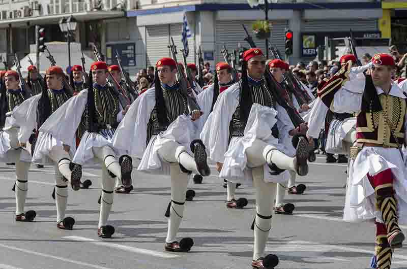 154 - Grecia - Atenas - El Parlamento - cambio de guardia
